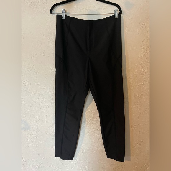 Donna Karan Elegant Black Pants